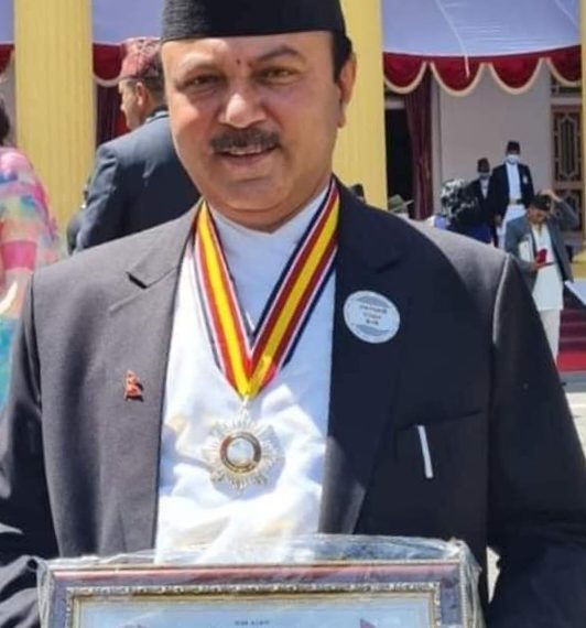 नेफ्स्कूनका वरिष्ठ उपाध्यक्ष ढकाल जनसेवा श्री पदकबाट सम्मानित