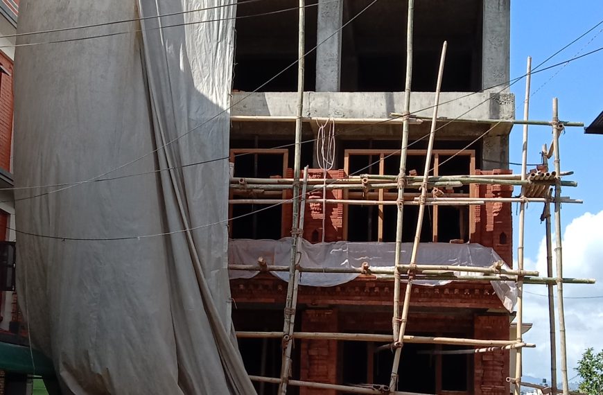 जनता साकोसको जनता सदस्यमैत्री भवन निर्माण कार्य जारी