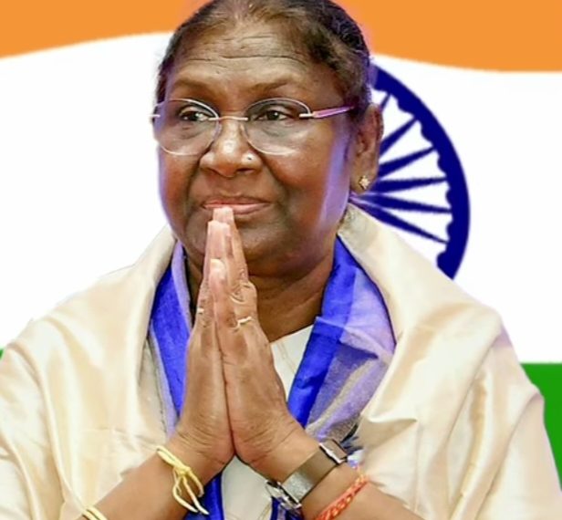 भारतकी नवनिर्वाचित राष्ट्रपति मुर्मुले आज पद बहाली गर्दै