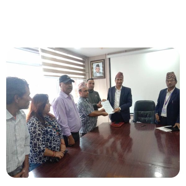 सुशासनको माग गर्दै नेकपा र उसका ३ जनवर्गीय संगठनले बुझाए ज्ञापनपत्र